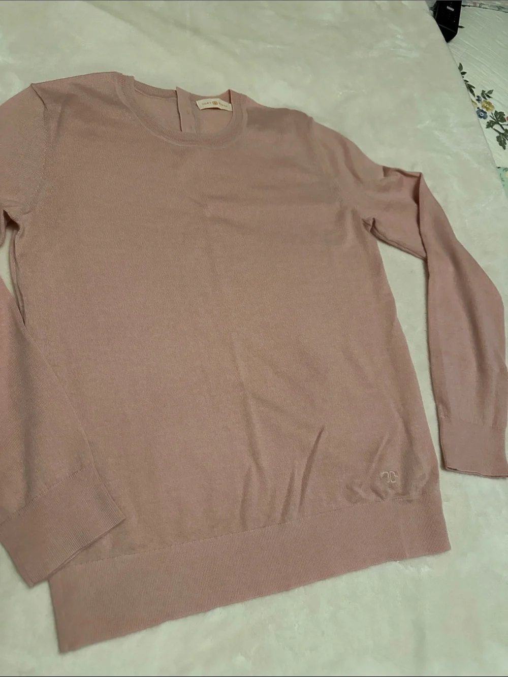 Tory Burch Dusty Rose Crewneck Sweater brand new never used